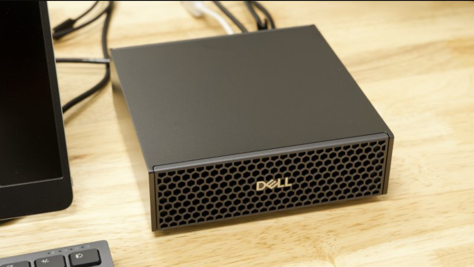 Dell Pro Max with GB10 image