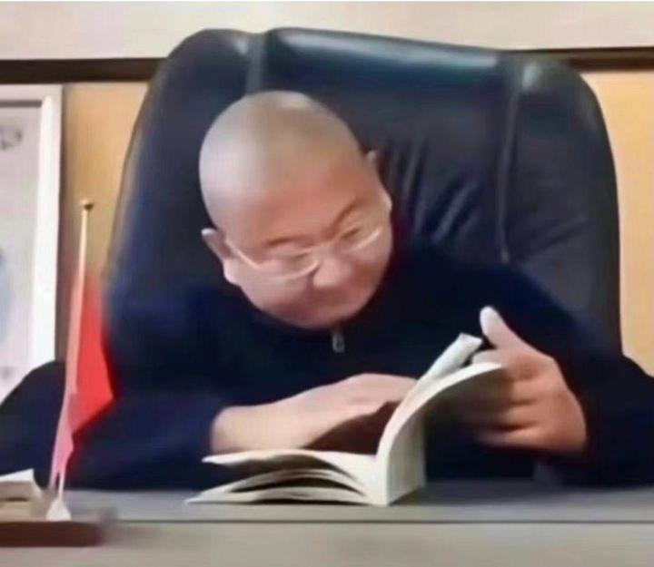 Asusa profile picture