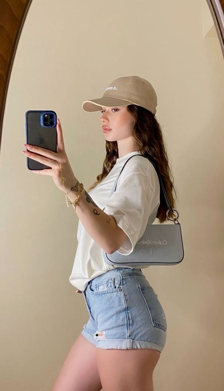 Ava profile picture