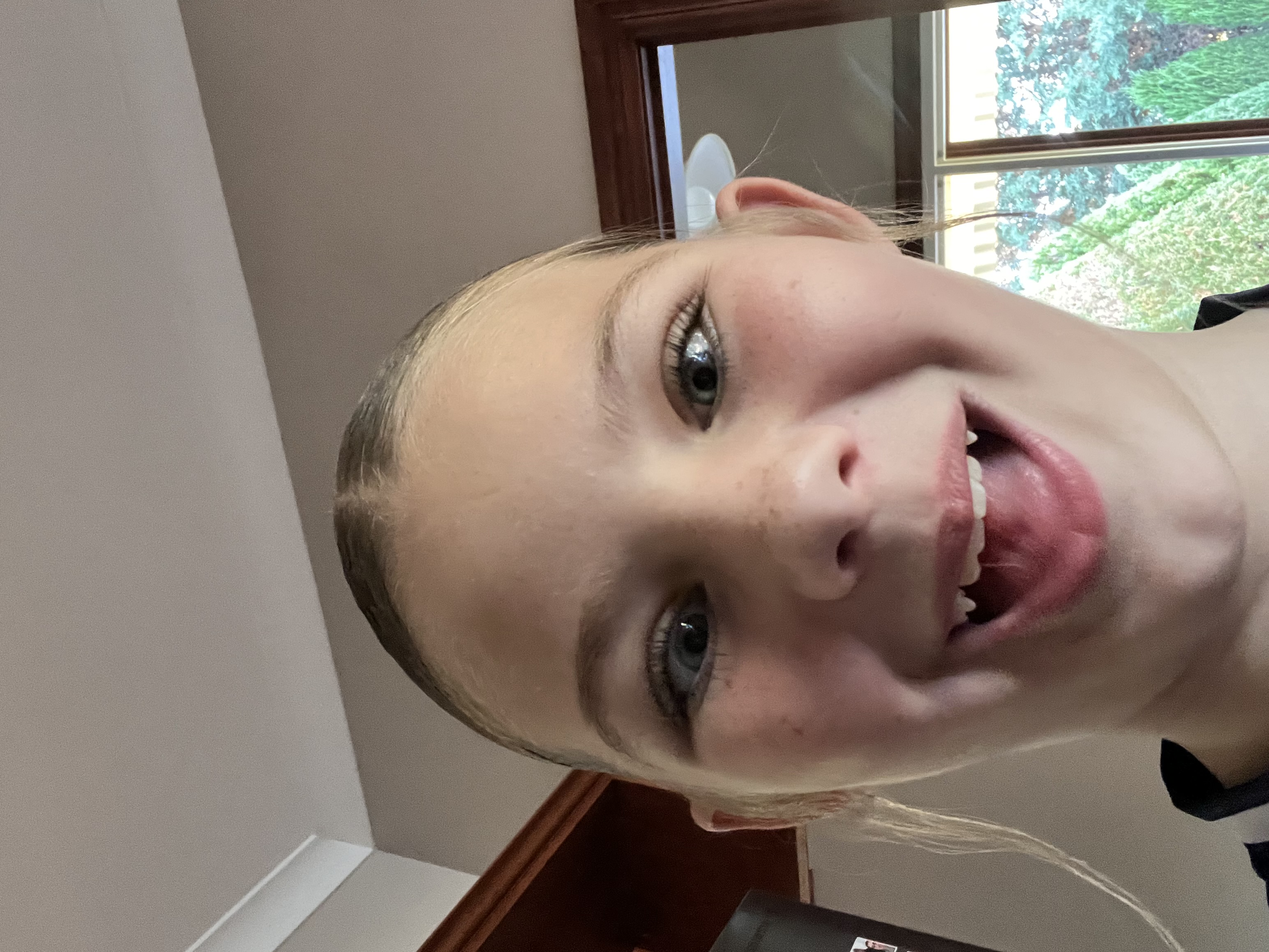 taylor profile picture